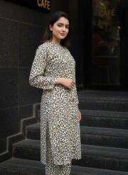 Long Kurti with Trouser Cheetah - Image 3